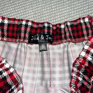 Jolie And Joy Red Black Plaid Pleated School Girl Mini Skater Skirt Sz S NWOT thumbnail 4