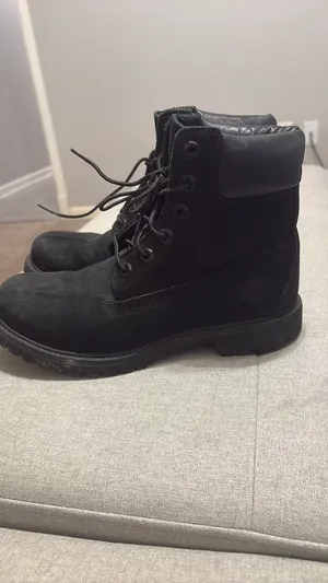 Black Timberland Boots thumbnail 2