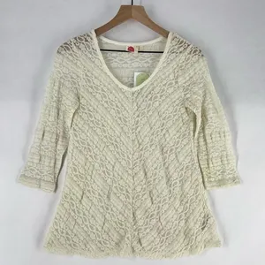 Anthropologie Lilka Ivory Lace Stretch 3/4 Sleeve Swing Top Lightweight Sheer‎ thumbnail 1
