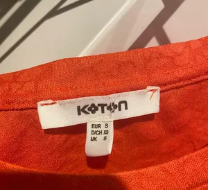 Red Short Sleeve Top Size XS thumbnail 3