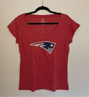 NFL Teens Apparel Patriots V-Neck T-Shirt, Red, Size XL, NWOT thumbnail 1