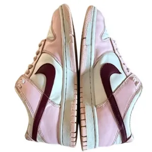 Nike Dunk Low Women’s Pink White Burgundy Sneakers Size 8.5 thumbnail 7