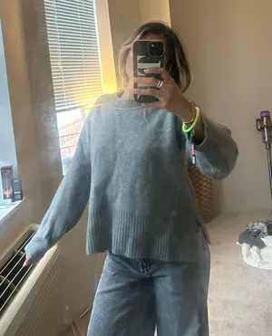 Authentic alpaca fur sweater from New Zealand thumbnail 1
