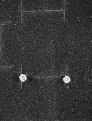 10k solid gold earrings thumbnail 2