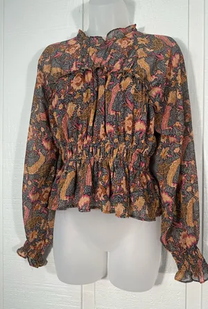 Entro Black Multicolored Crop Top Size Small EUC thumbnail 1