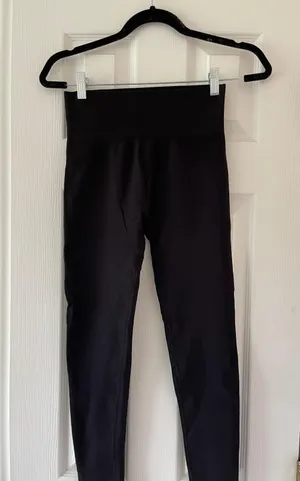 Halara Legging & Top Workout Set  thumbnail 1