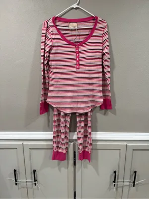 Victoria's Secret Pajamas thumbnail 3