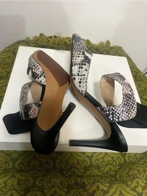 Franco Sarto size 8 Pointed Snake-Print Slingback Pumps in Beige and Black thumbnail 7