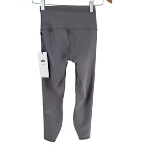 Alo YOGA HIGH-WAIST AIRLIFT LEGGING 7/8 LENGHT FOG SIZE XXS NWT thumbnail 8