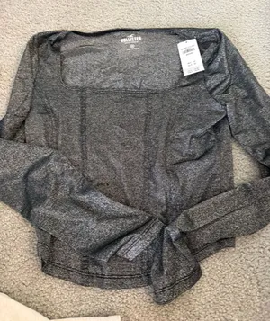 Hollister Top Long Sleeve thumbnail 1