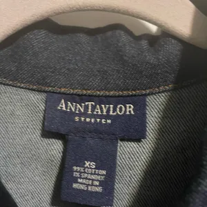 Ann Taylor Black Jean Jacket Classic Design‎ thumbnail 4