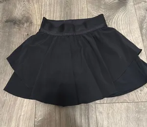 Black lululemon skirt  thumbnail 1
