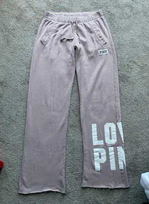PINK Victoria's Secret sweatpants thumbnail 1