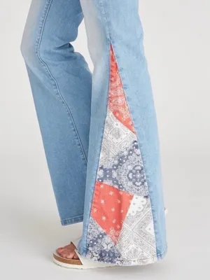 Driftwood Farrah Patchwork Bandana Flare Leg Jeans Size 30 Western Boho Cowgirl thumbnail 2