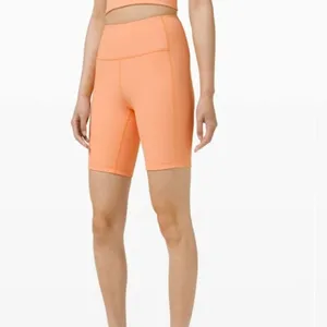 Lululemon Ribbed Contoured High-Rise Short 8" Malibu Peach Biker Shorts Size 4 thumbnail 4