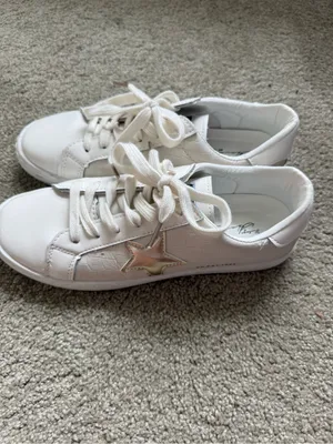 Vintage Havana White Sneakers with Gold Star thumbnail 2