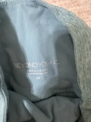 Beyond yoga space dye leggings size xs thumbnail 3