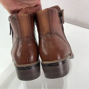 Baretraps ALONA Women 7W Ankle Boots Cognac Brown Side Zip Boho Equestrian thumbnail 5