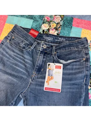 Signature by Levi's Modern Bermuda Shorts Size 6 Women's 28 Denim Blue thumbnail 4