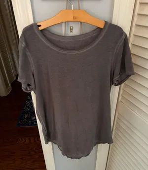 Lululemon Top thumbnail 1