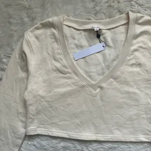 For Love & Lemons Top Morgan Sweatshirt Cropped Daisy Floral Embroidered M NWT thumbnail 5