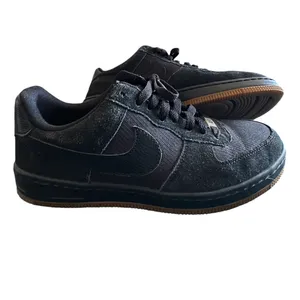Women’s Nike Black Suede 2014 Air Force 1 Gum Soles Size 9 thumbnail 5