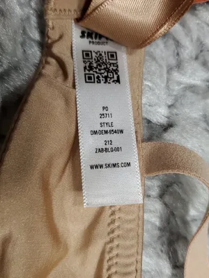 READ Skims Wireless Form T-shirt Demi Bra Size 34C Tan Nude thumbnail 9