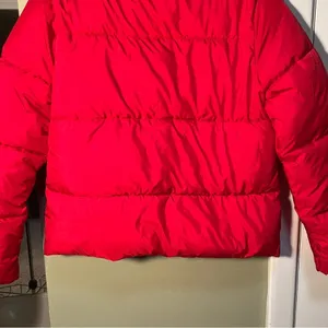 Zenana Womens Size Large Red Puffer Jacket Full Zip Pockets Long Sleeve QJ-1350Y thumbnail 10