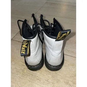 Dr Marten zavala J Boots White Women US Size‎ 5 AW004 thumbnail 4