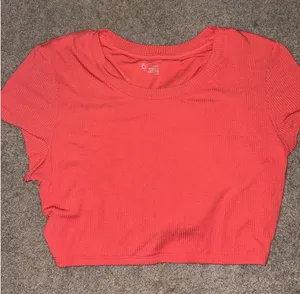 Aerie Offline Top Crop thumbnail 1