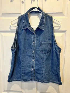 VTG Faded Glory Womens XL Blue Denim Sleeveless Button Shirt Back Cutout Cowgirl thumbnail 1