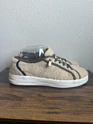 Hey Dude Women’s Karina Sherpa Marshmallow Leo Shoes thumbnail 3