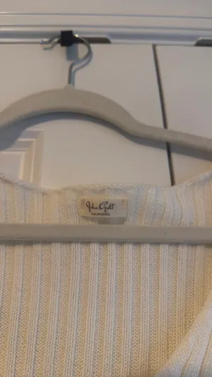 John Galt Sweater Brandy Melville V-Neck thumbnail 2