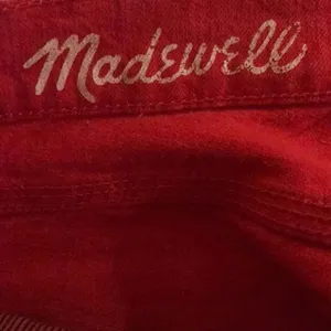 Madewell 2” inseam red denim shorts thumbnail 4