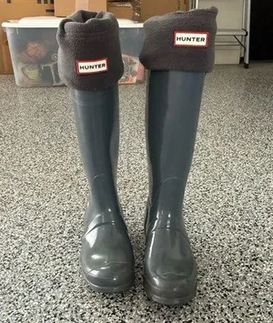 Hunter Gray Tall Rain Boots thumbnail 1