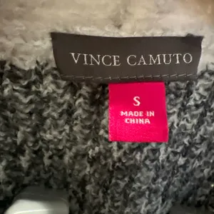 Vince Camuto Puff Sleeve Button Front Gray & Cream Striped Cardigan size small thumbnail 2