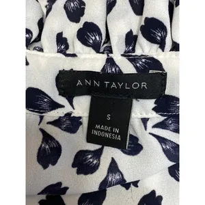 Ann Taylor Women's Floral Collared Long Sleeve Button Down Shirt Blouse Top Sz S thumbnail 5