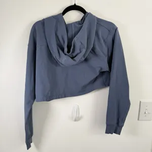 Lululemon All Yours Cropped Hoodie Ink Blue Relaxed‎ Casual Travel Womens 8 thumbnail 3