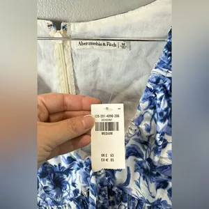 Abercrombie & Fitch NWT Cinch-Front Blue Floral Puffy Sleeve Mini‎ Dress Medium thumbnail 4