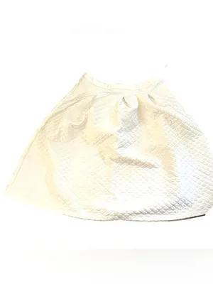 Quilted White A-Line Skirt thumbnail 2