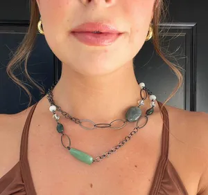 Beautiful vintage green beaded rock necklace thumbnail 1