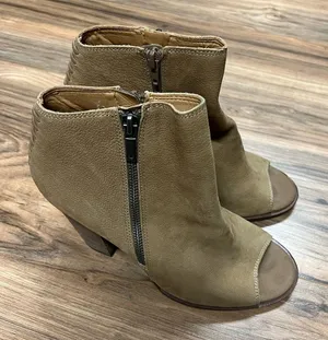 Lucky brand‎ peep toe boots 8 thumbnail 1