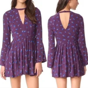 Free People Mini Dress Size 0 Purple Floral Long Sleeve‎ Choker Neck Pleated thumbnail 2