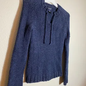 American Eagle Outfitters Sweater thumbnail 3