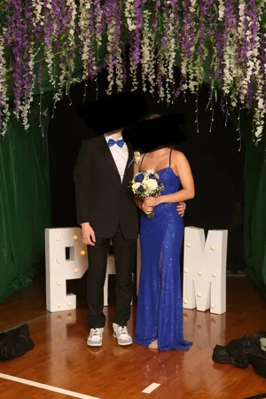 Blue Prom Dress Size 4 thumbnail 4
