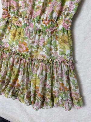 Impeccable Pig Floral Dress Tiered Bottom Keyhole Neckline Womens Size Medium thumbnail 5