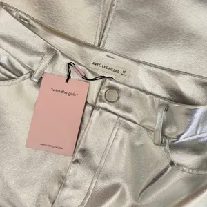 NWT!! AVEC LES FILLES Shimmering Silver Pencil Skirt Metallic Pockets Medium thumbnail 9