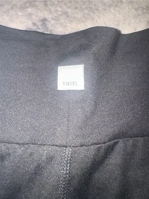 Vuori Black Joggers thumbnail 2