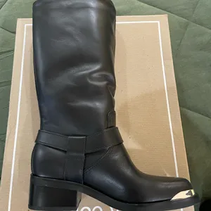 Dolce Vita Black Heeled Boots with Buckle Detail thumbnail 6