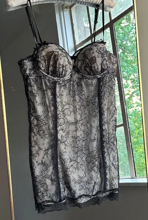 Victorias Secret Slip thumbnail 1